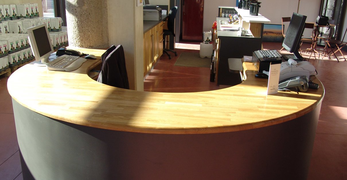 Meuble de bureau sur mesure accueil